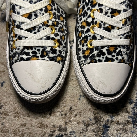 Converse Chuck Taylor All Star Velvet White & Gold Cheetah Print Sneakers Size 7 - Picture 6 of 11